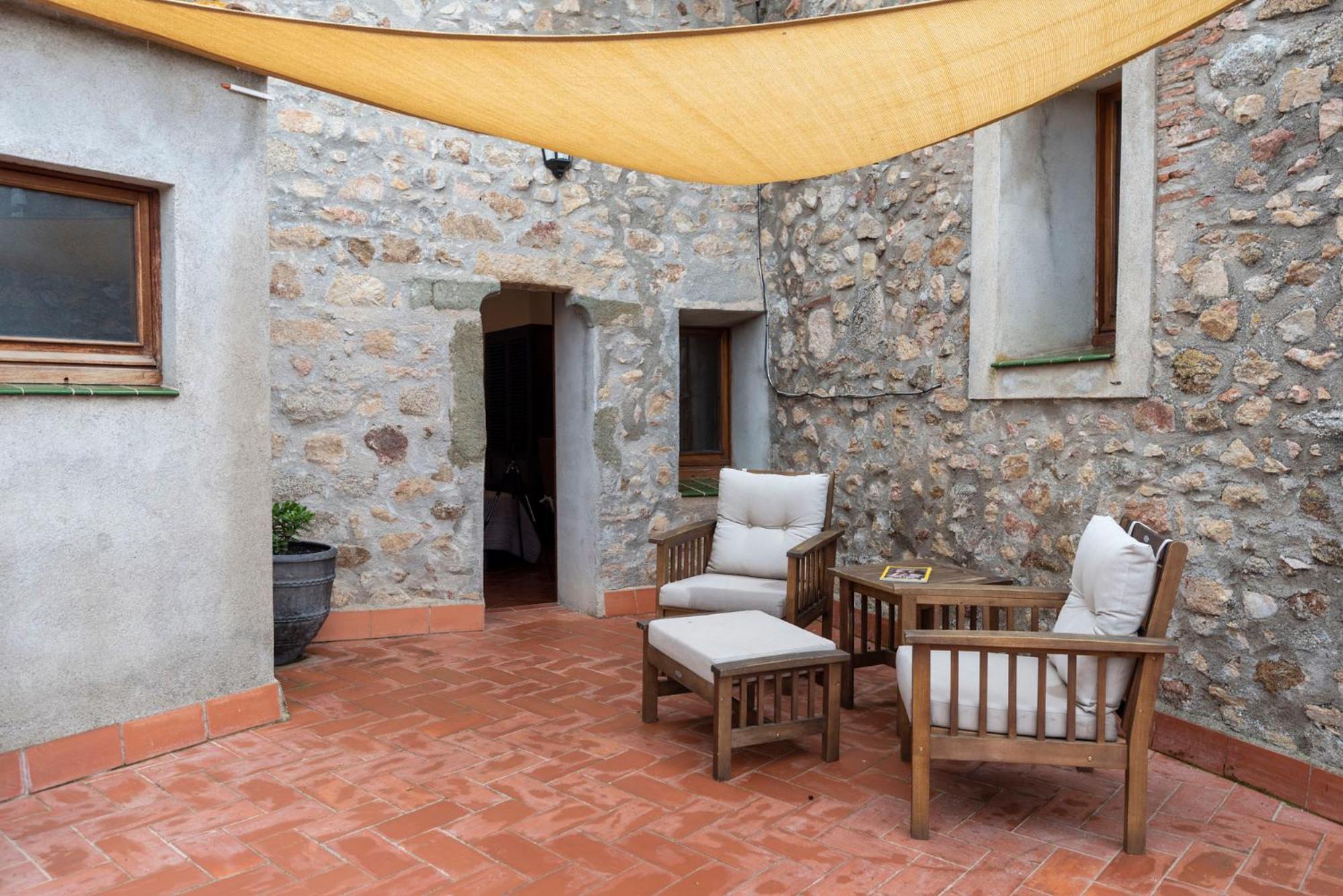 Hostal Can Xicu Capmany المظهر الخارجي الصورة